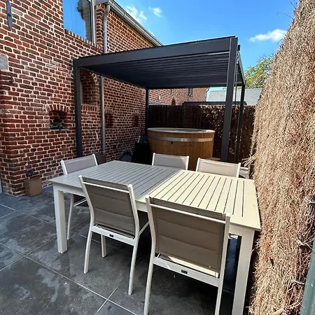 La Pommeraie 度假居 Maresches